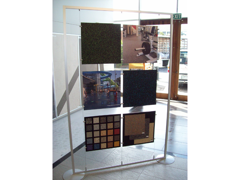 FREE STANDING DISPLAY SOLUTIONS