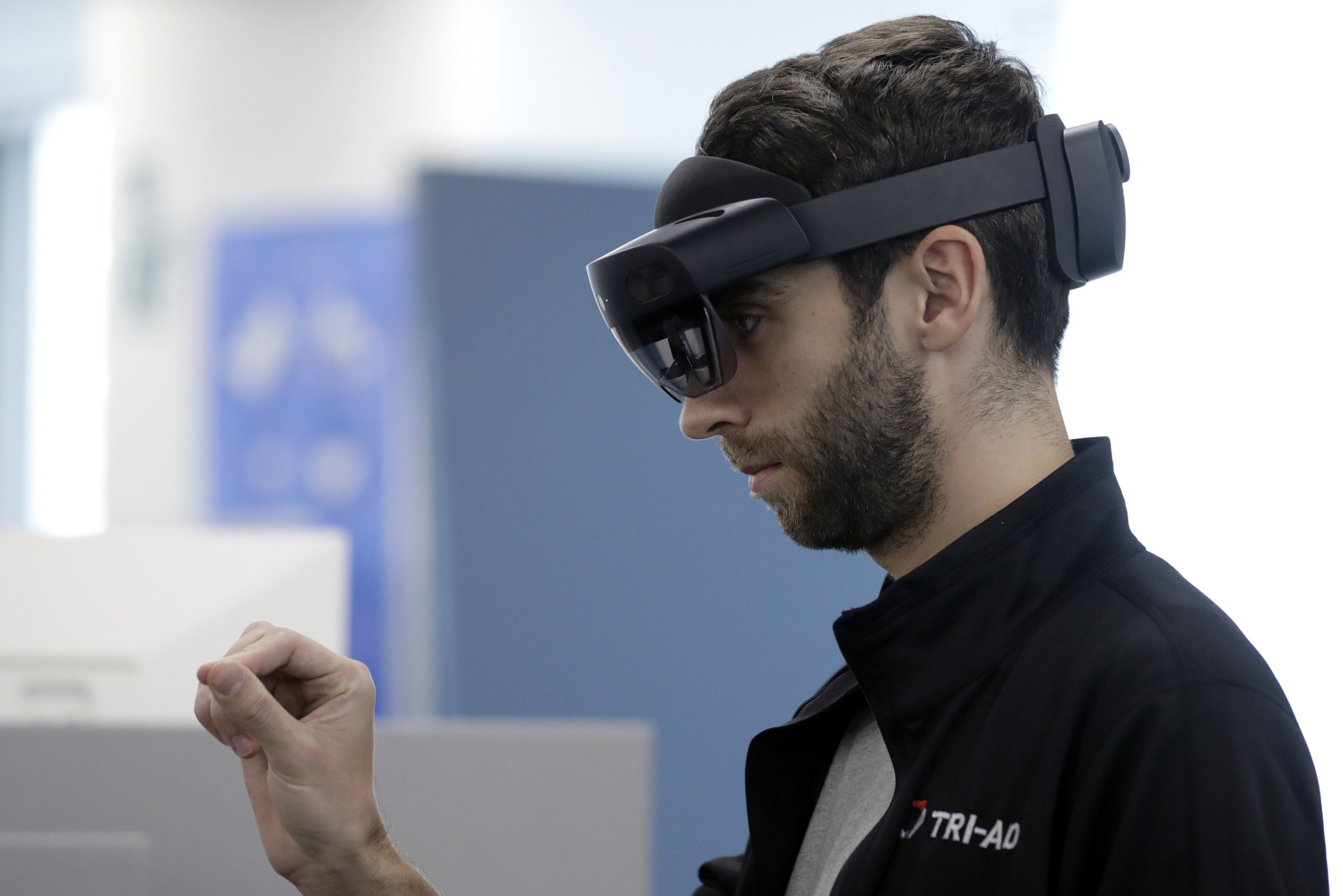 VIRTUAL REALITY EXPERIENCE